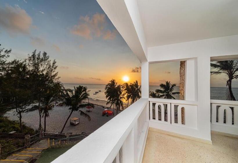 Номер Deluxe Вид на Бассейн, Prideinn Paradise Beach Resort & Spa Mombasa