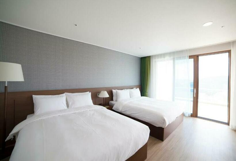 Номер Deluxe, Dongwon Youthhostel