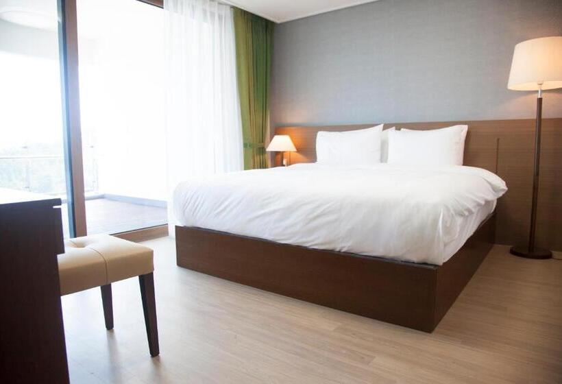 Люкс 2 Спальни, Dongwon Youthhostel