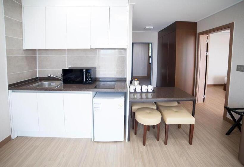Полулюкс, Dongwon Youthhostel