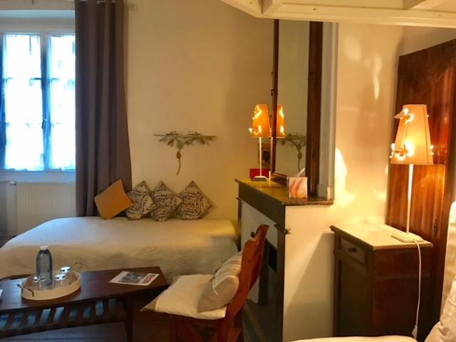 标准三人间, B&b Le Miroir Aux Fées Bordeaux