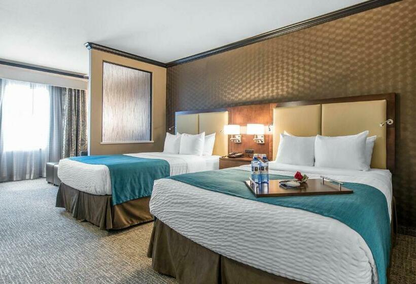 Люкс, The Heritage Inn & Suites, Ascend  Collection