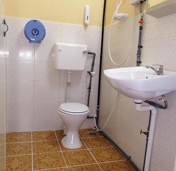 Трехместный Номер Deluxe, Rasa Motel