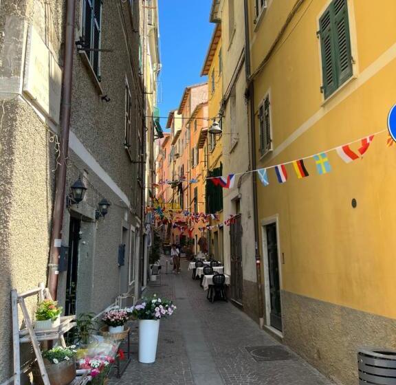 اتاق استاندارد, La Torretta A San Terenzo