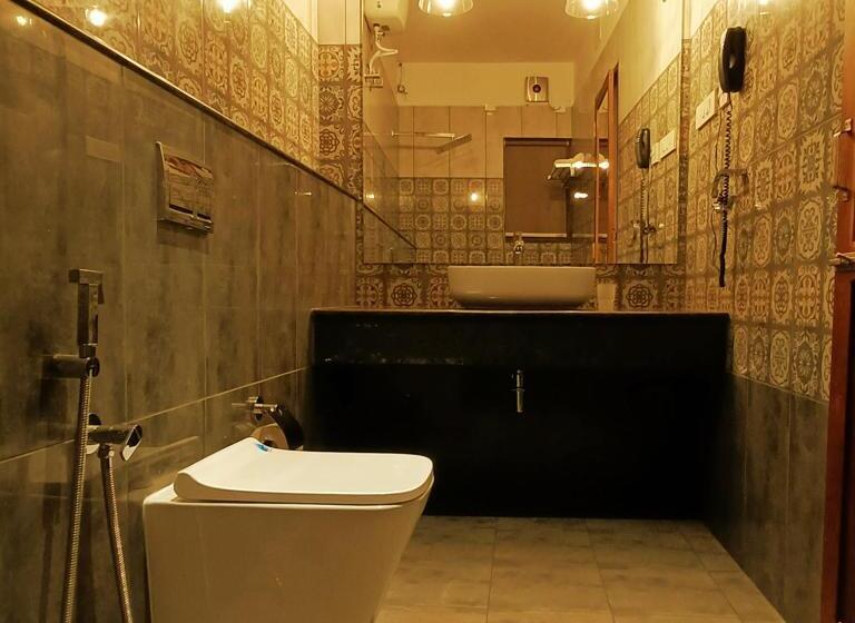 Номер Клуб, Napier Heritage By Velvet Hotels