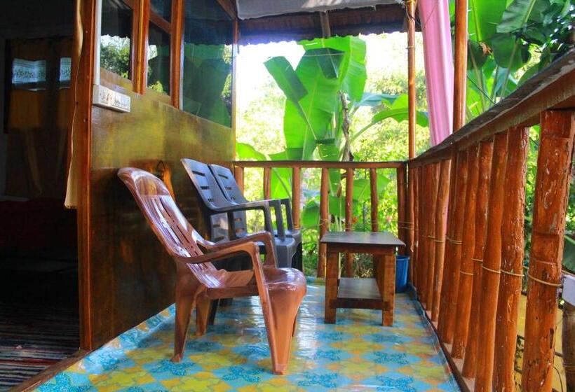 经济房, Shiv Sai Huts