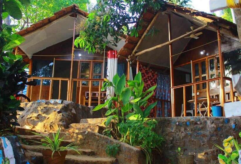 经济房, Shiv Sai Huts