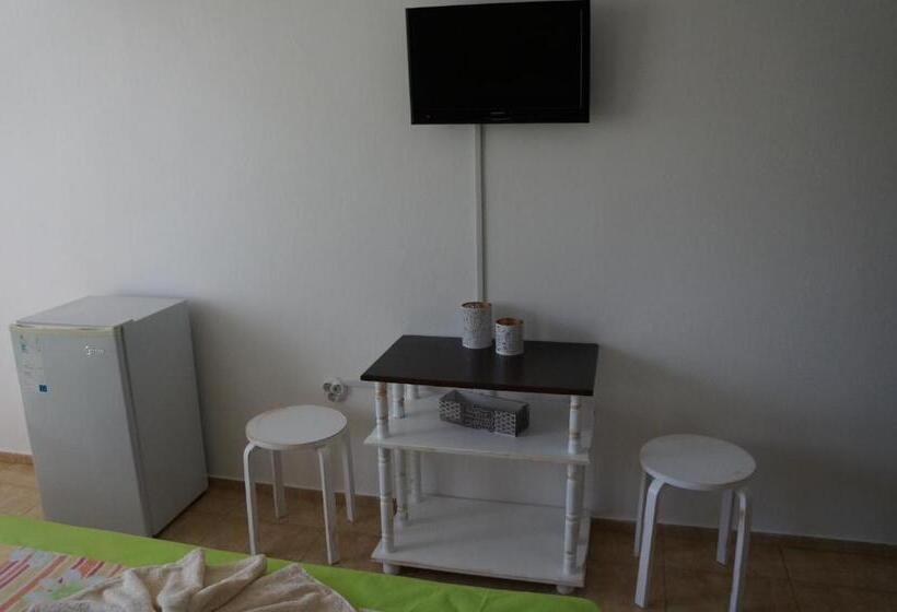 Трехместный Номер Классика, Guest House аnestievi