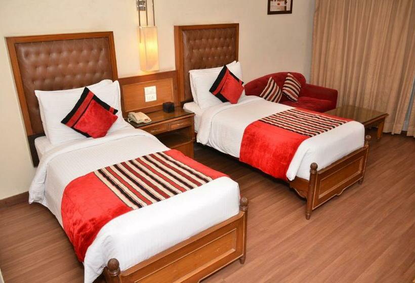 Номер Deluxe, Regenta Place Amritsar By Royal Orchid Hotels Limited