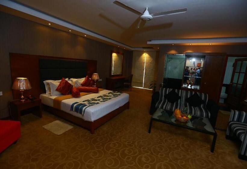 Президентский Люкс, Peradeniya Rest House