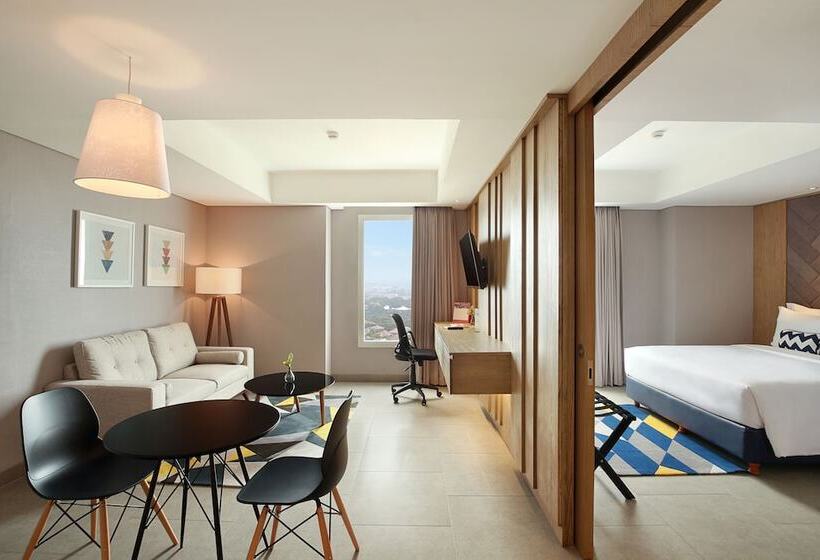 Студия Стандарт, Swissbelinn Simatupang