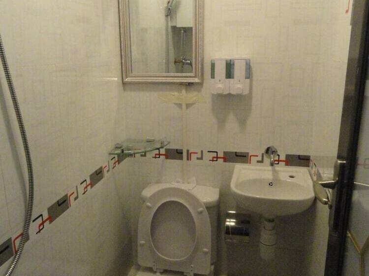 اتاق استاندارد, Paris Guest House