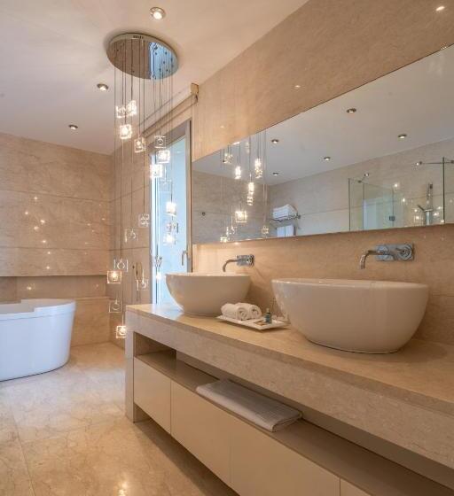 اتاق استاندارد با چشم‌انداز دریا, Casa Dell Arte Hotel Of Arts & Leisure