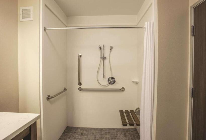 Номер Стандарт Кровать Кинг Адаптированный для Инвалидов, La Quinta By Wyndham Morgan Hill San Jose South