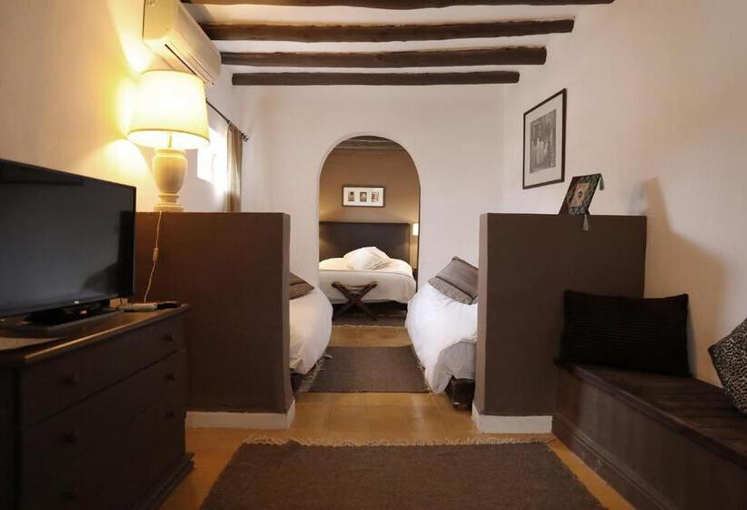 Четырехместный Номер Стандарт, Le Petit Hôtel Du Flouka