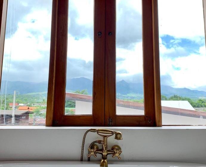 Люкс с Балконом, Pai Cherkaew Boutique House