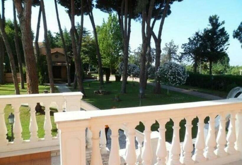 Camera Tripla Standard, Park Hotel Villamaria
