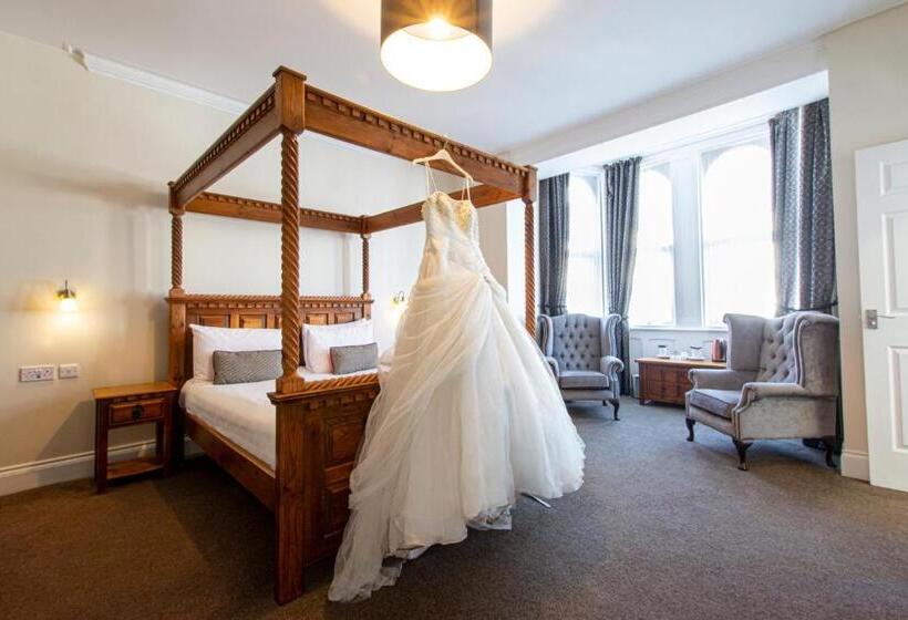 Люкс, The Grosvenor Plymouth
