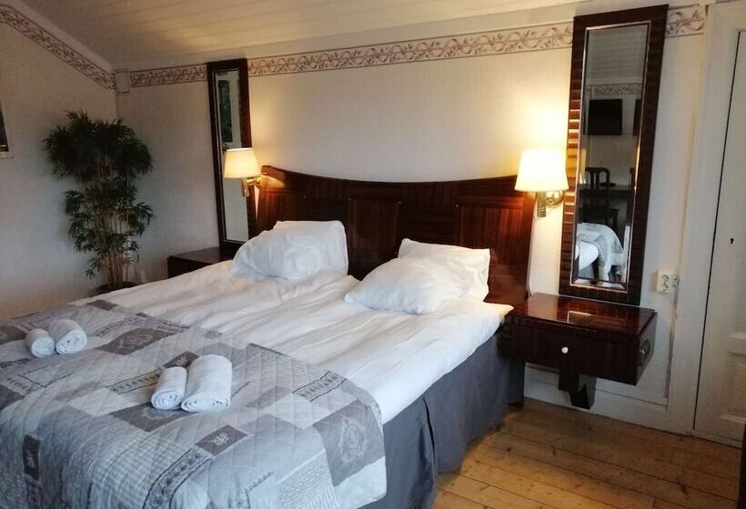 Семейный Номер, Lugnet Malung Hotell
