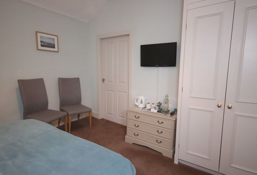Номер Стандарт, Inglestone House Guest House