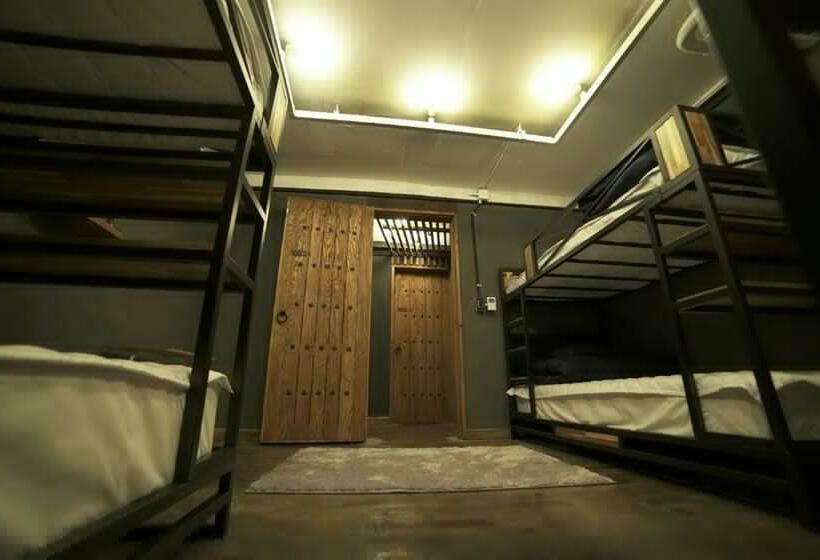 Quarto Estandar com Beliche, That House Hongdae