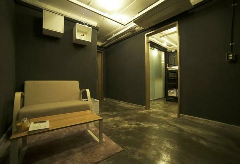 Quarto Estandar com Beliche, That House Hongdae