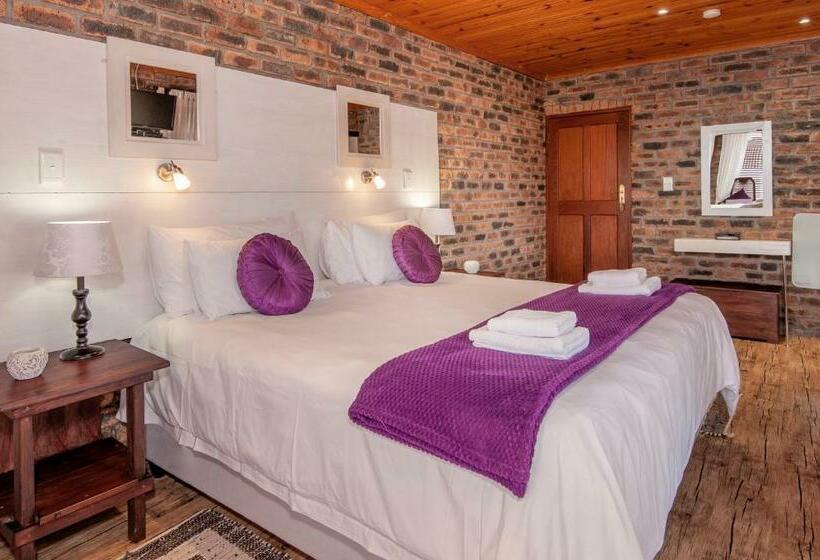 Номер Стандарт Вид на Горы, White Shark Guest House