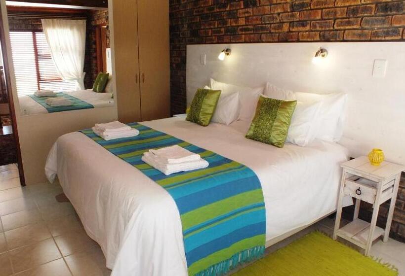 Номер Комфорт, White Shark Guest House