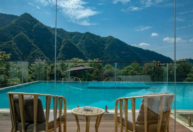 스탠다드 발코니 룸, Avatar Mountain Resort