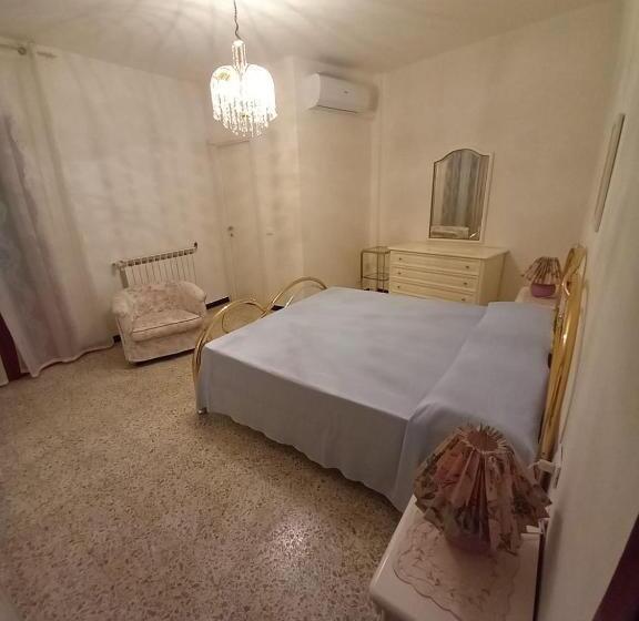 اتاق استاندارد, Affittacamere L Arco