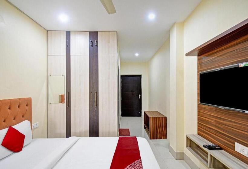 三人经典房间, Oyo Flagship 81356 Mahavir Galaxy