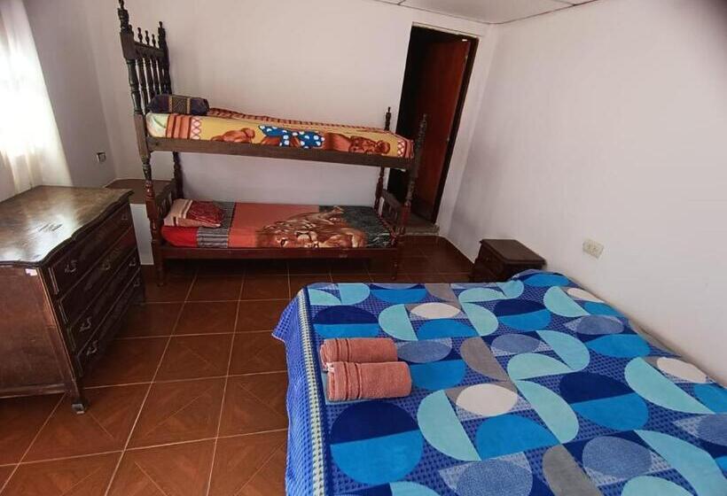 ファミリールーム, Hostel Verbenita