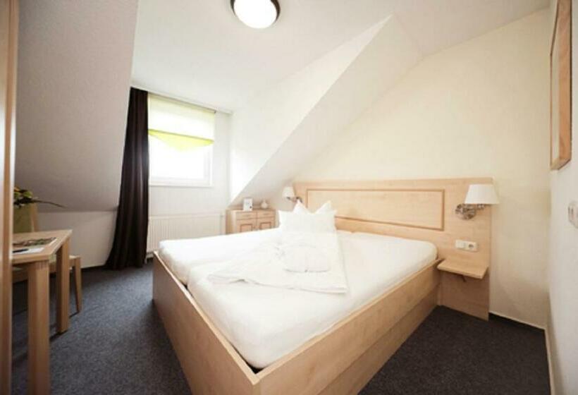 Номер Стандарт Индивидуальный, Landhotel Bad Dürrenberg