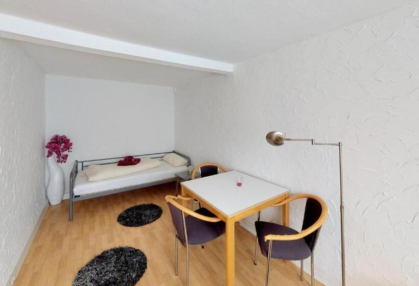Дом 3 Спальни, Pension Weinsberger Tal