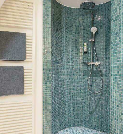 Полулюкс, Seehotel Villago
