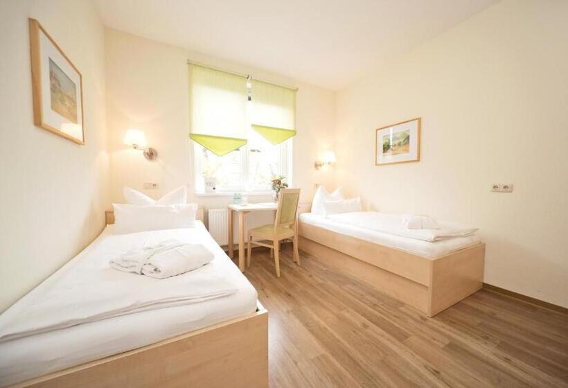 Номер Стандарт, Landhotel Bad Dürrenberg