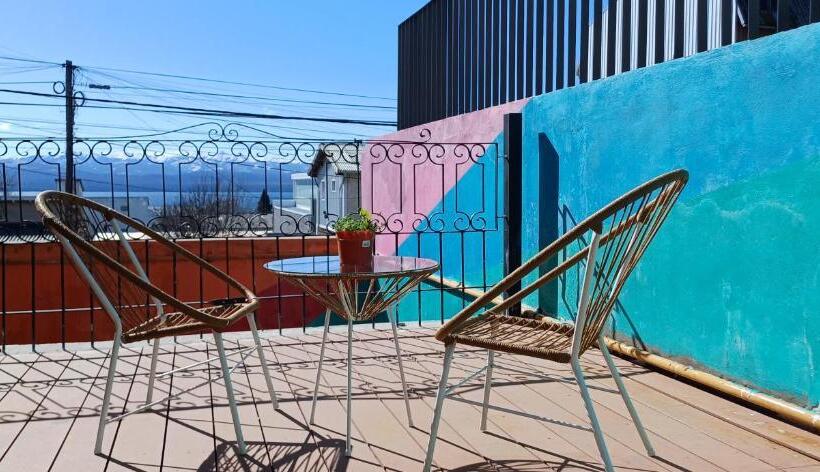 발코니 디럭스 룸, Nina Hostel