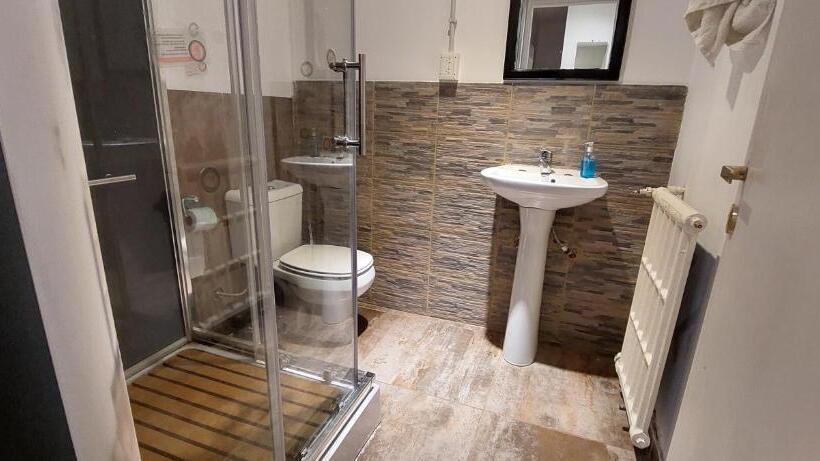 Pokój Deluxe z Balkonem, Nina Hostel