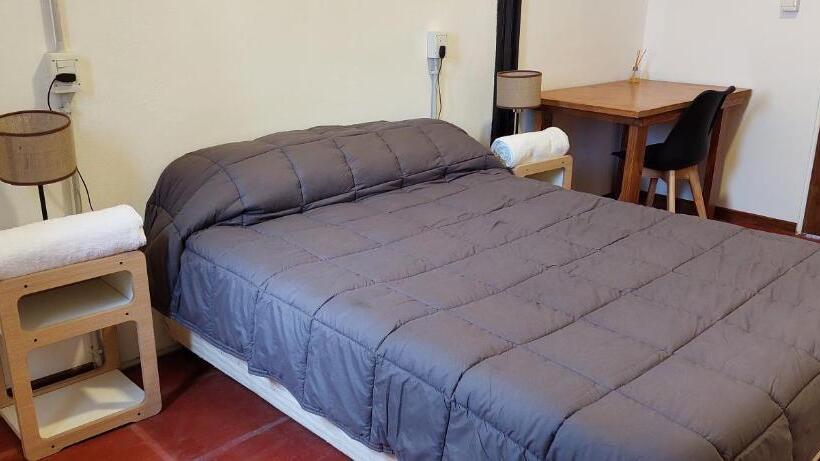 발코니 디럭스 룸, Nina Hostel