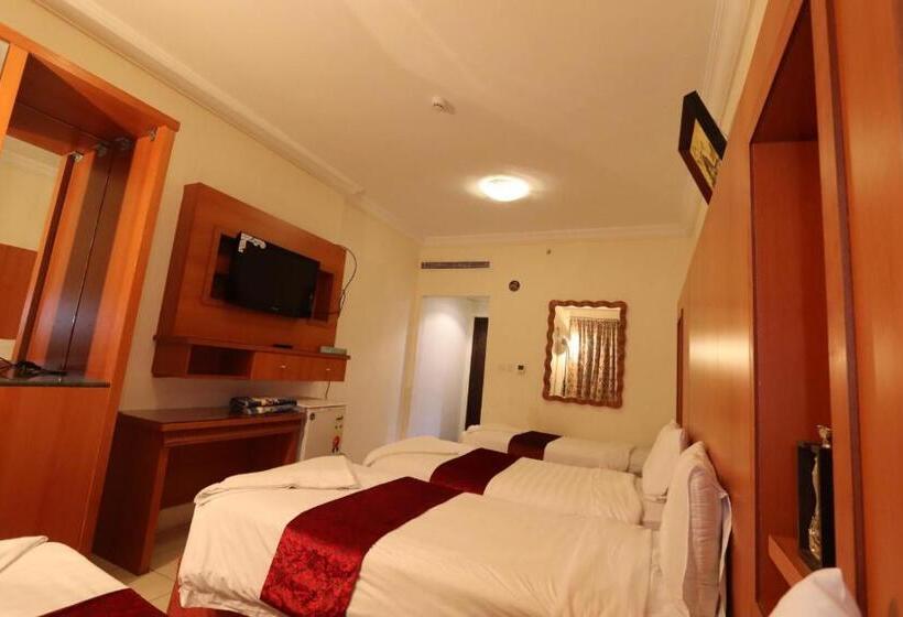 Трехместный Номер Базовый, Aayan Hotel Rooms Al Shasha Close To Free Buses 1close To The Haram