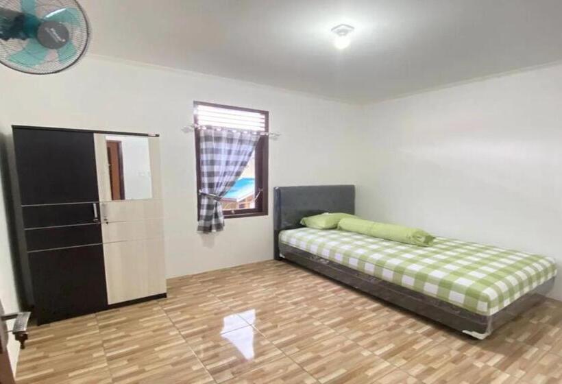 单人基本间, Spot On 92544 Senja Homestay