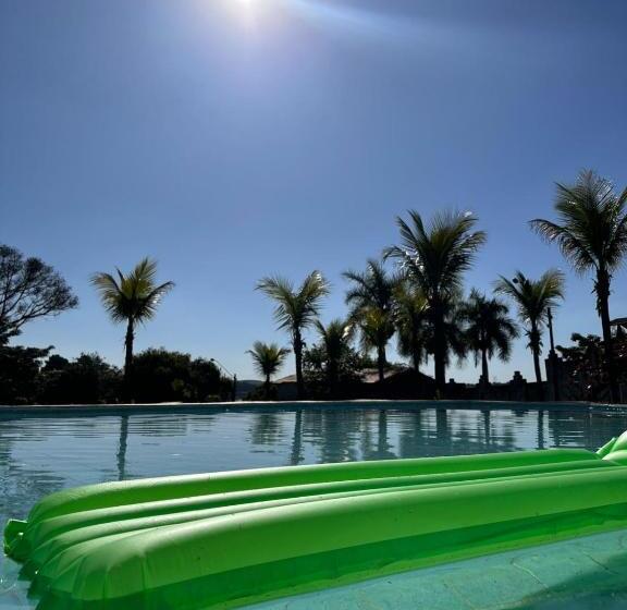 이코노미 쿼드러플룸(공용 화장실), Pousada Rancho Na Represa