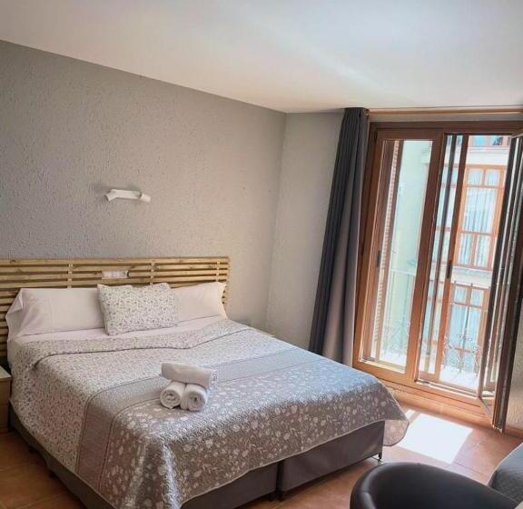 اتاق استاندارد, Acebo Plaza Mayor