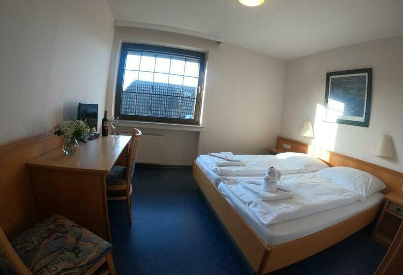 Номер Стандарт, Smart Hostel By Landgasthof Velber 24h7d