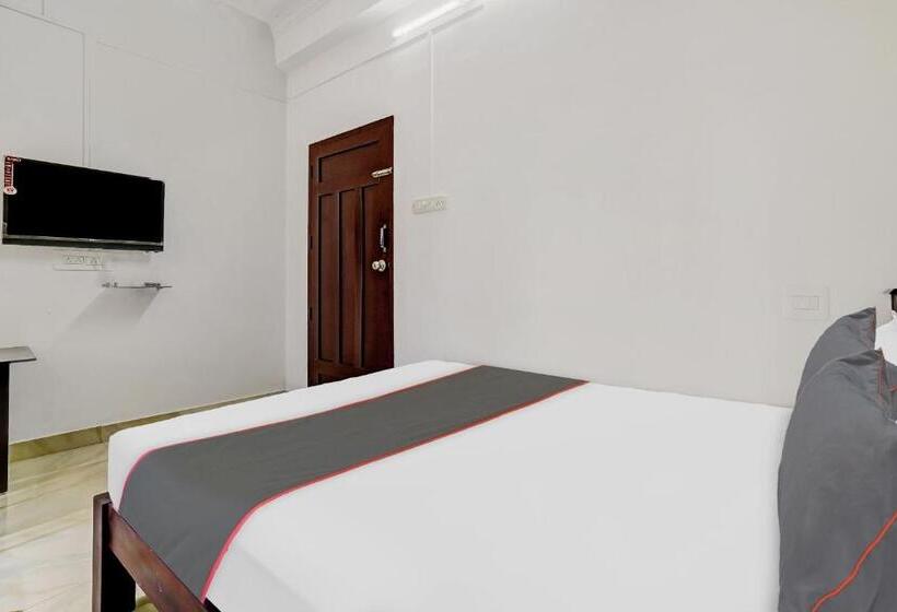 Трехместный Номер Классика, Collection O Royal Tourist Home
