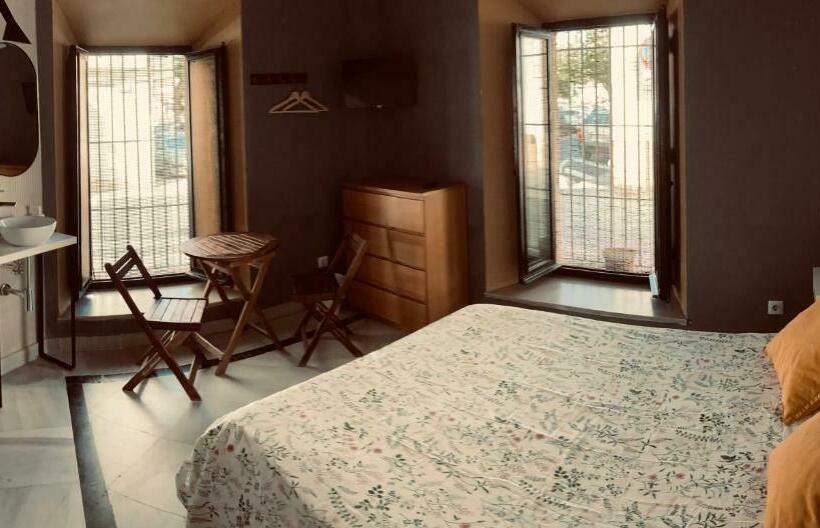 Номер Стандарт, Hostal Baobab