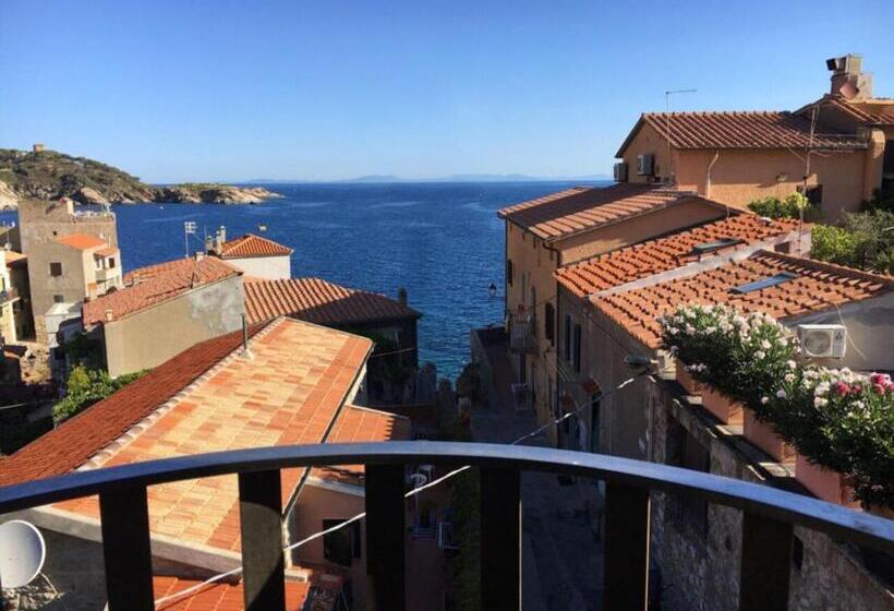 Номер Стандарт Вид на Море, Da Ruggero   100m Dal Porto