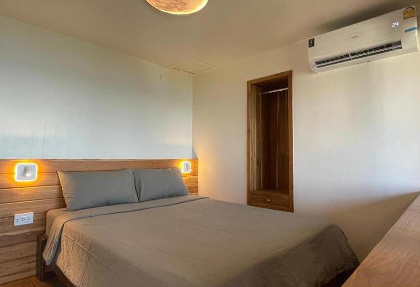Standard Single Room Sea View, Tantawan Sea View Residence 山海居