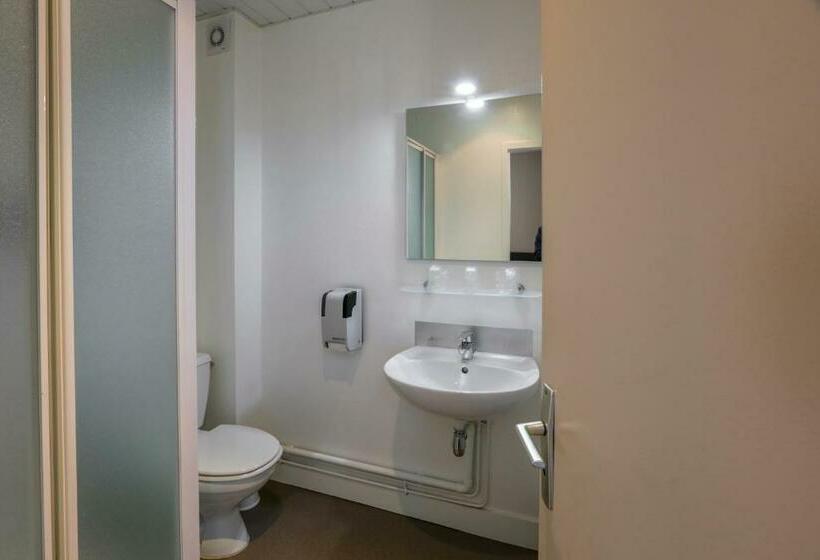Номер Стандарт Трехместный, Brit Hotel Terminus