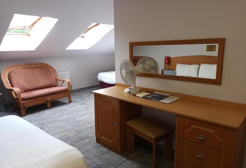 Семейный Номер, Corn Mill Lodge